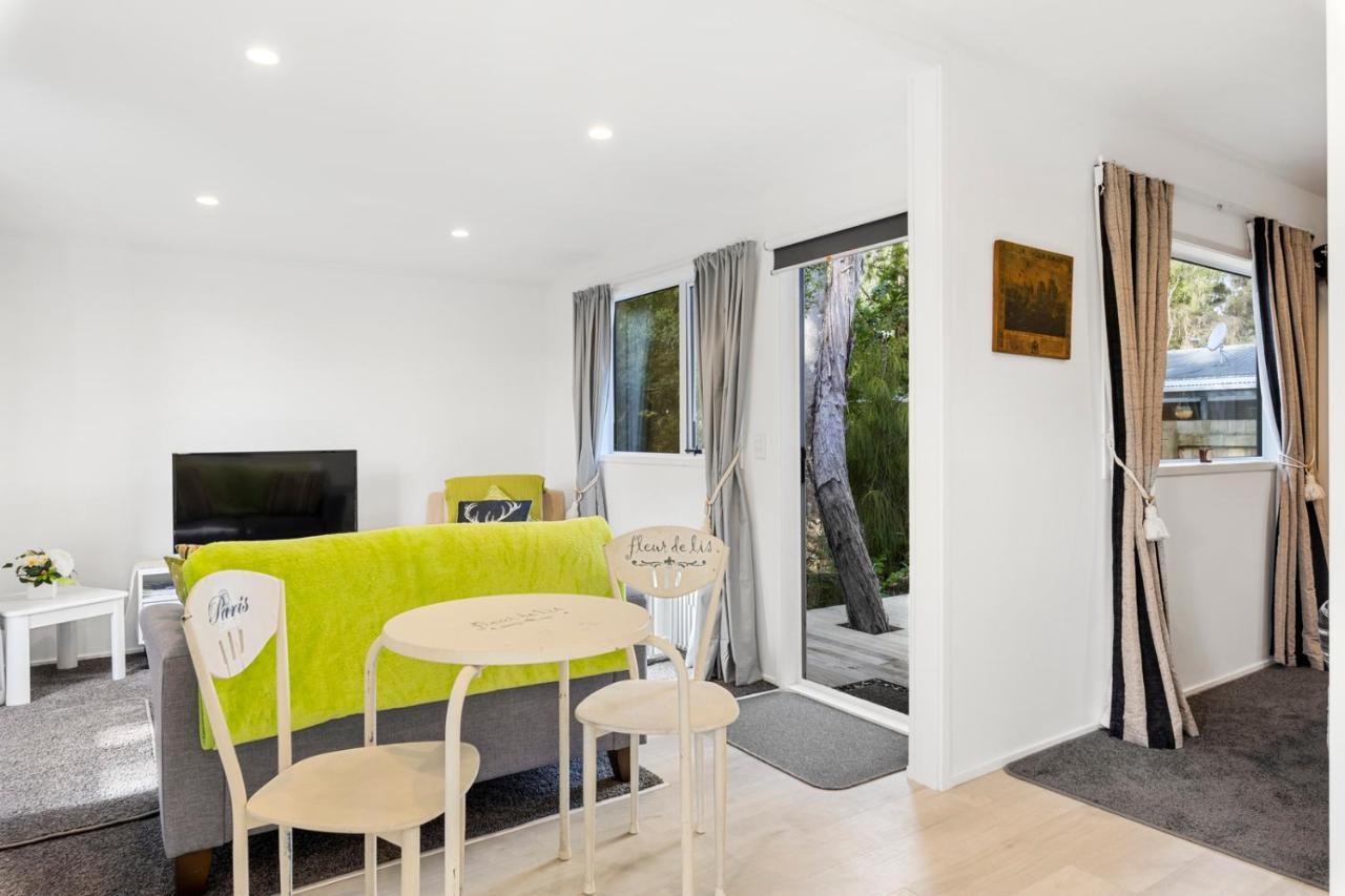 Bellbird Cottage - Lake Taupo Bach Waitahanui 외부 사진