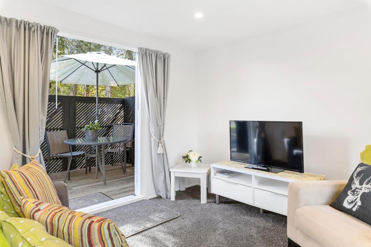 Bellbird Cottage - Lake Taupo Bach Waitahanui 외부 사진
