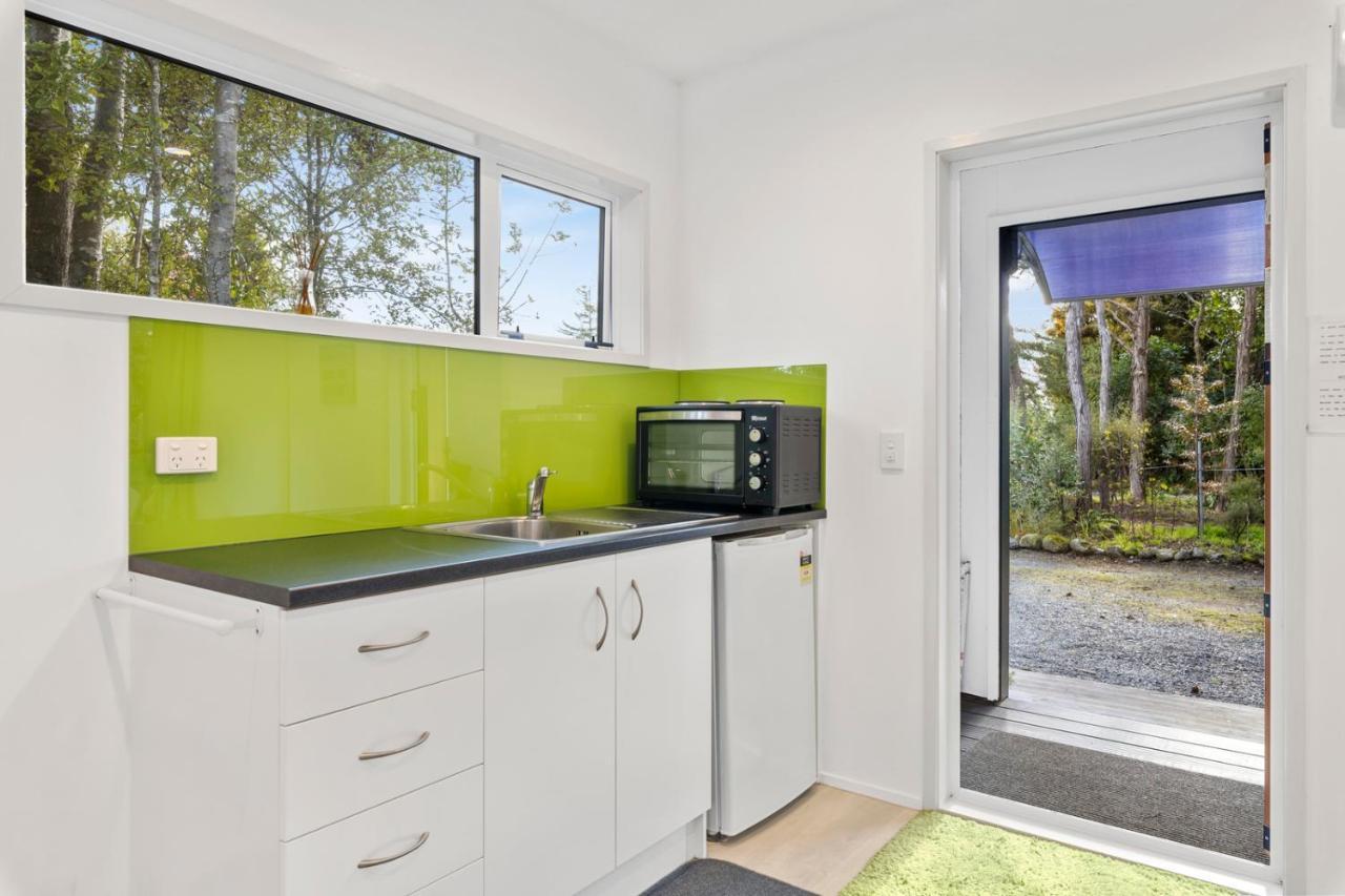 Bellbird Cottage - Lake Taupo Bach Waitahanui 외부 사진